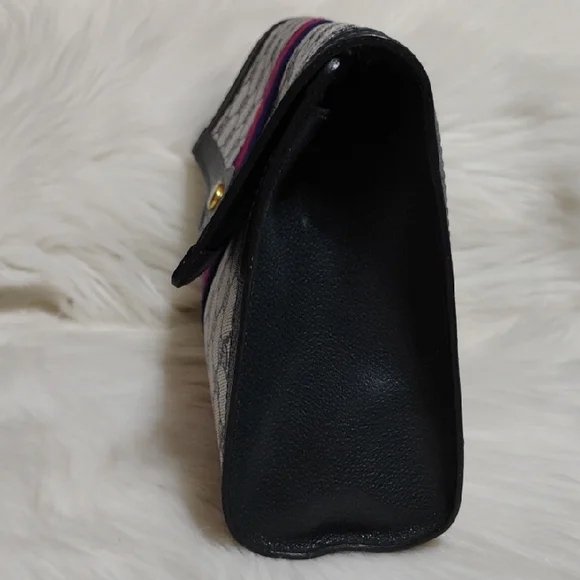 SALE! Authentic Gucci GG Supreme Sherry Line Leather Vtg Clutch Bag - Picture 4 of 16